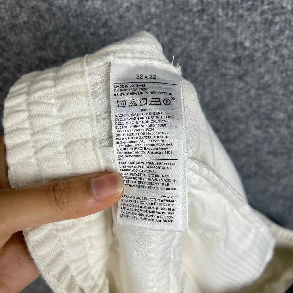 Banana Republic item comes